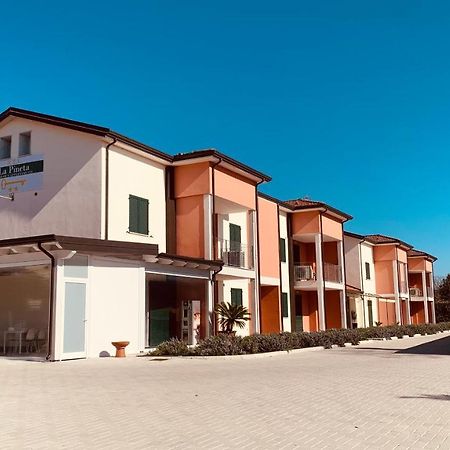 Aparthotel RTA La Pineta Sarzana Exterior foto