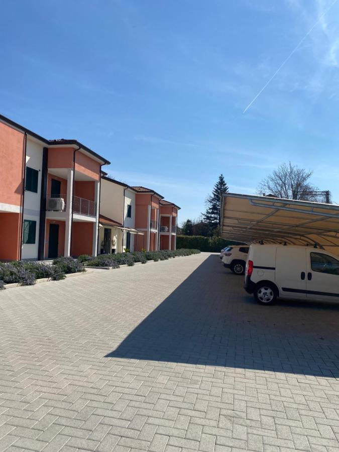 Aparthotel RTA La Pineta Sarzana Exterior foto