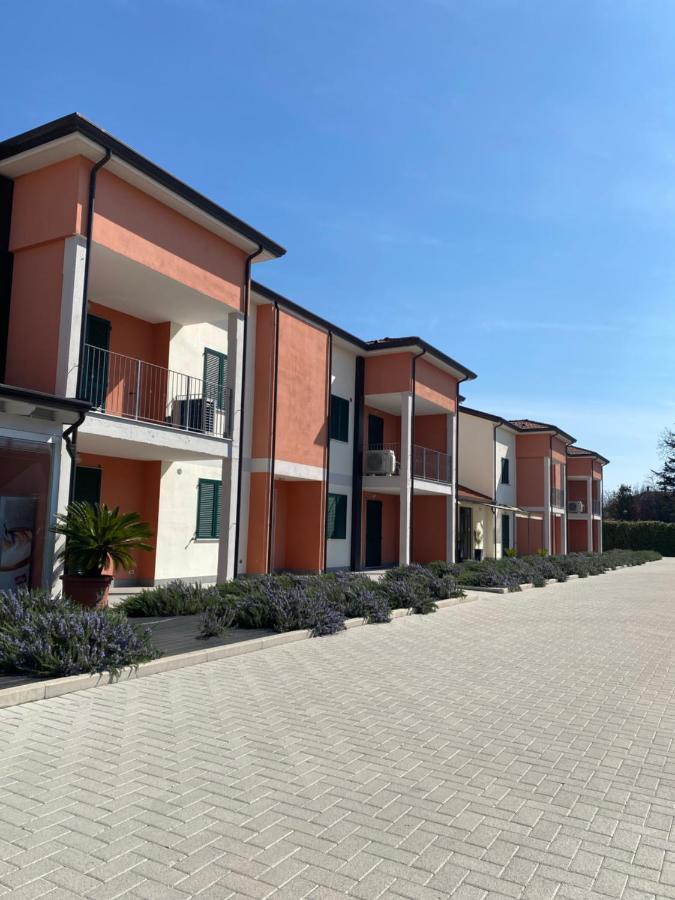 Aparthotel RTA La Pineta Sarzana Exterior foto