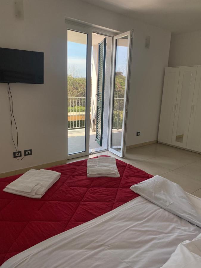 Aparthotel RTA La Pineta Sarzana Exterior foto